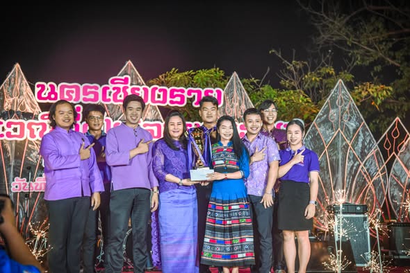 วิทยาลัยอาชีวศึกษาเชียงราย คว้ารางวัลชนะเลิศอันดับที่ 1 การประกวดกระทงใหญ่ ประจำปี 2566
